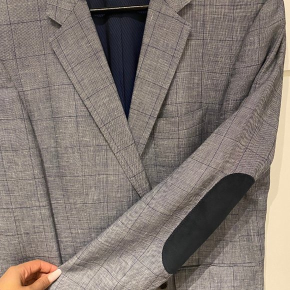 Hugo Boss Blazer Size 40R - Picture 3 of 4